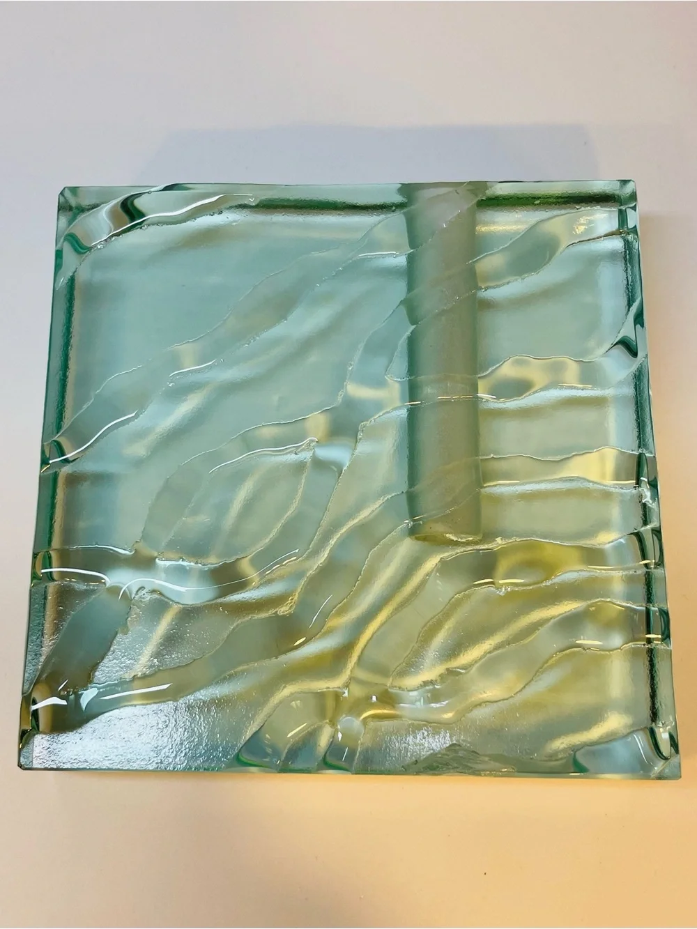 Stunning art glass sculpture/bud vase by artist Stephen Schlanser